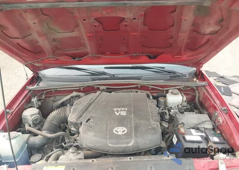 2014 Toyota Tacoma Base V6 z USA, uszkodzony, nr VIN 3TMLU4EN6EM141706
